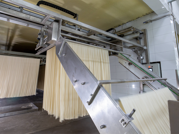 Dried stick noodle cutting machine
