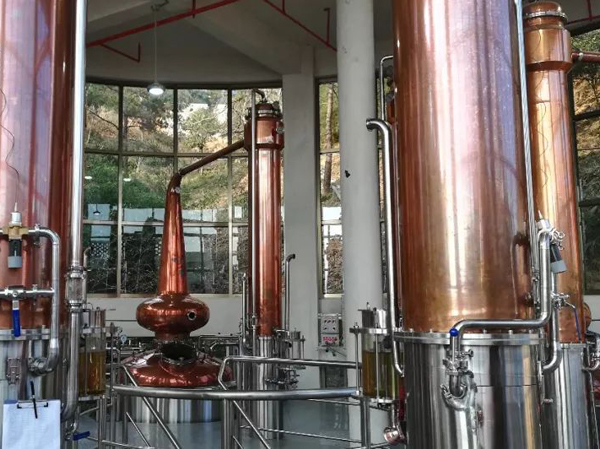Dây chuyền sản xuất rượu whisky tự động