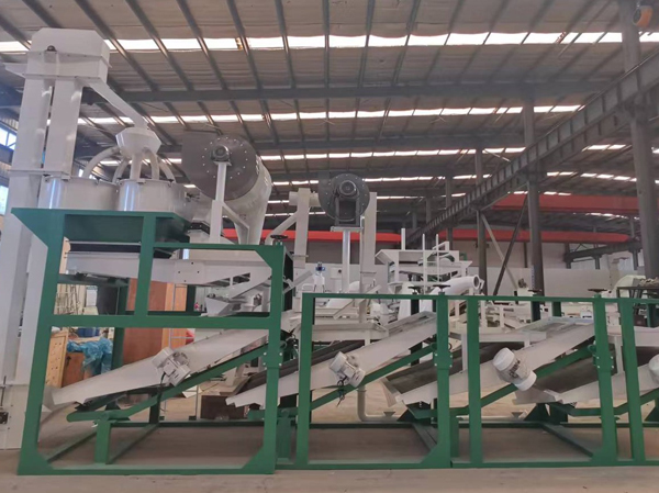 Máy Thu Hạt Hướng Dương K1500