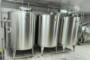 Nhà sản xuất dây chuyền sản xuất nước ép hạt nhân tự động