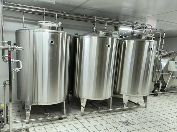 Nhà sản xuất dây chuyền sản xuất nước ép hạt nhân tự động