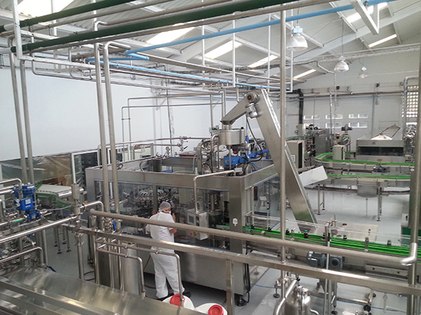 Nhà sản xuất dây chuyền sản xuất nước nho tự động