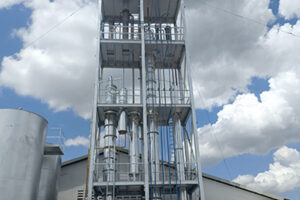 Nhà sản xuất dây chuyền sản xuất rượu quy mô lớn