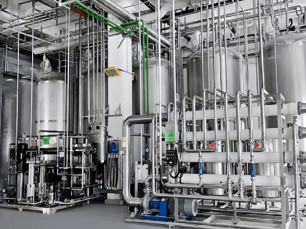 Nhà sản xuất dây chuyền chiết xuất tinh dầu thực vật