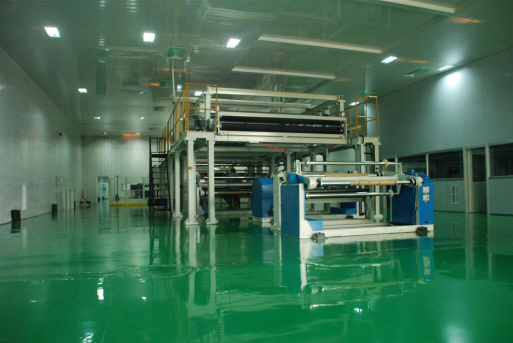 Nguyên tắc kỹ thuật của dây chuyền sản xuất phim kéo dài hai trục